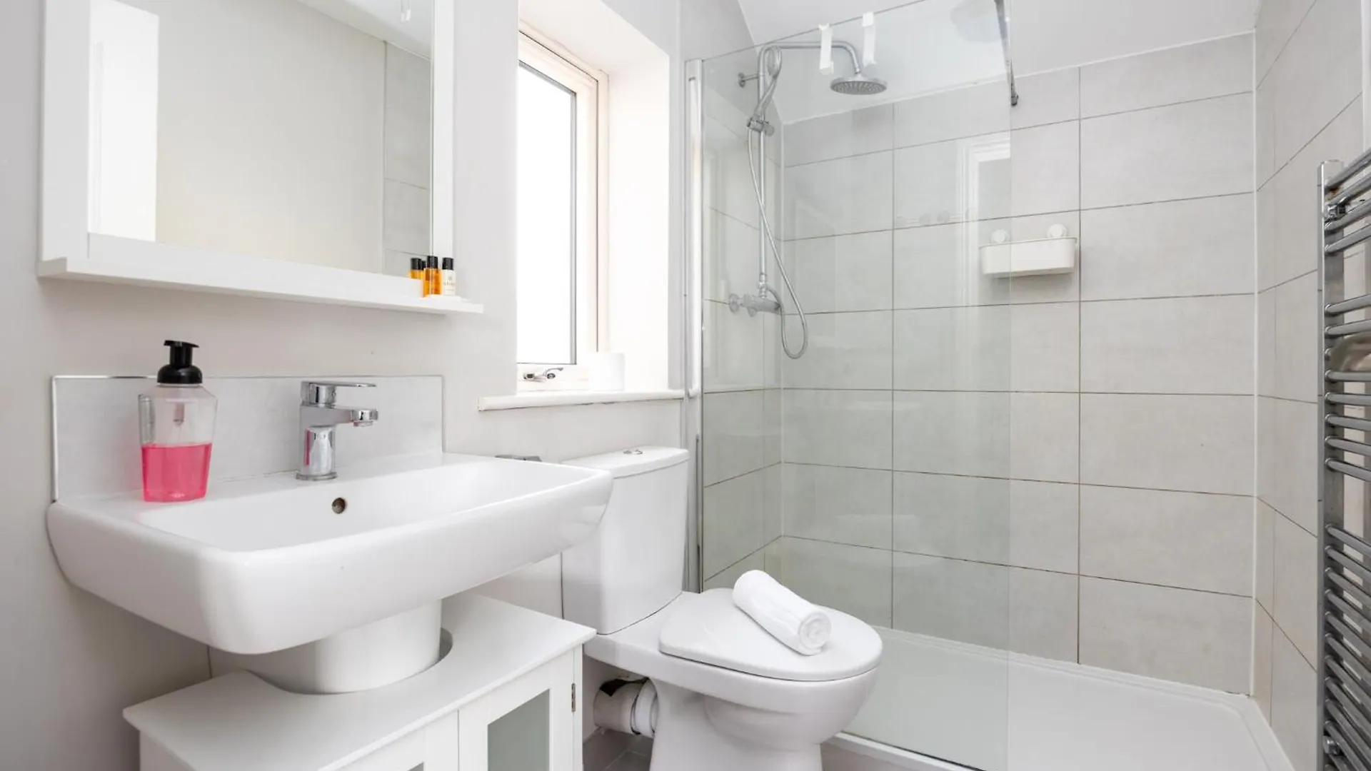 Modern New Build In Dublin 0*,
